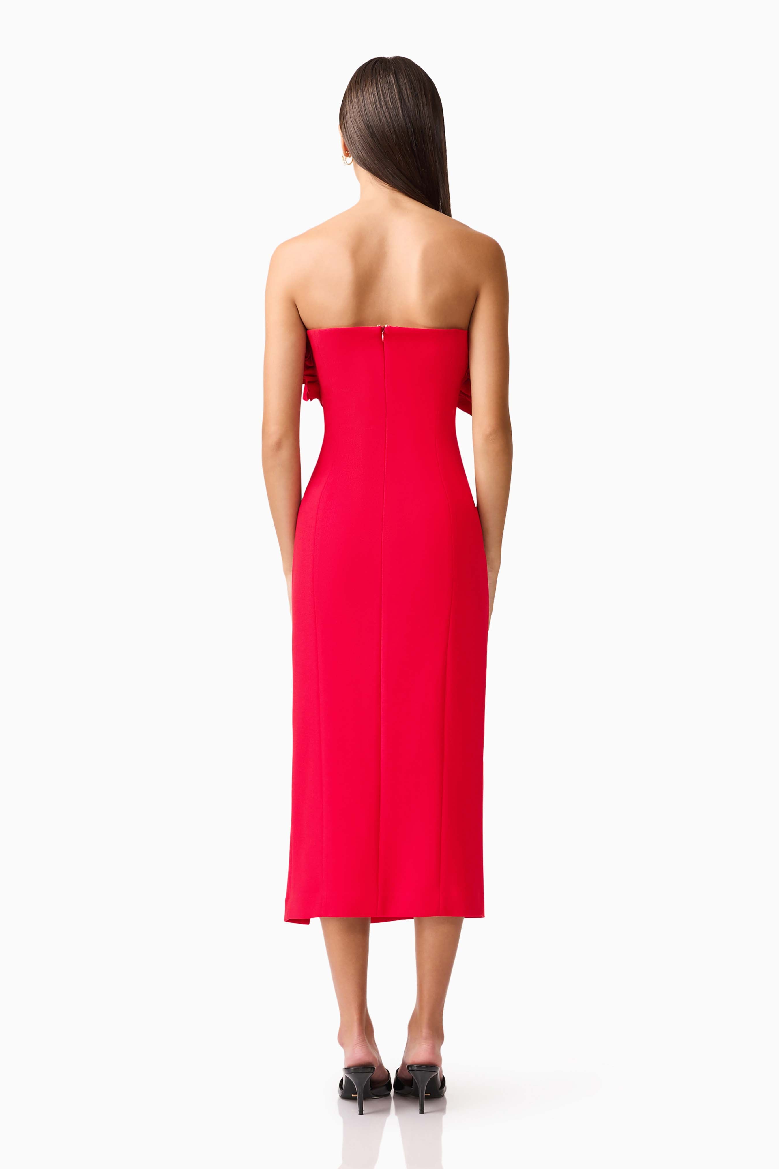 Lila Fitted Midi Dress in Red